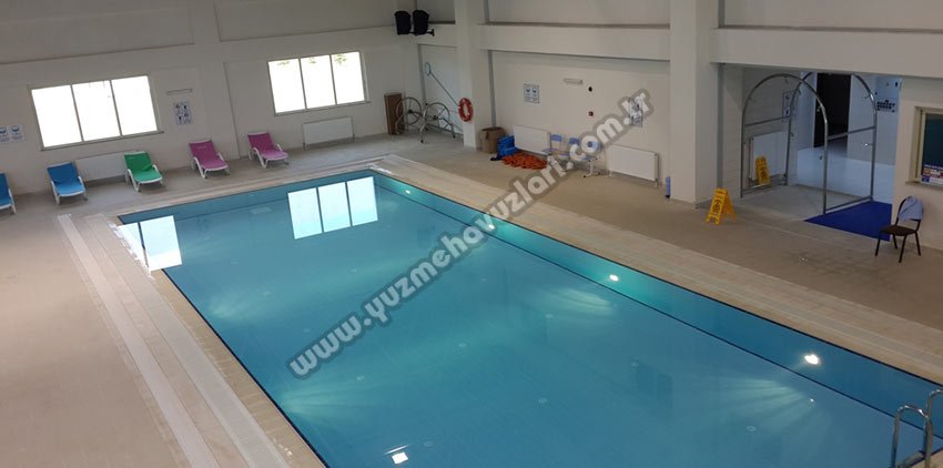 Tokat Gaziosmanpaşa Üniversitesi Yarı Olimpik Yüzme Havuzu